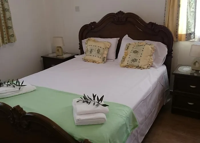 Maritsa's Roses Apartament