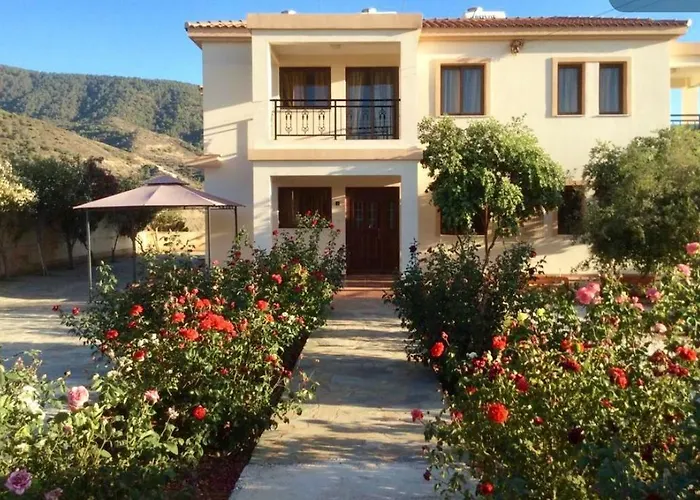 Apartmán Maritsa's Roses Pomos